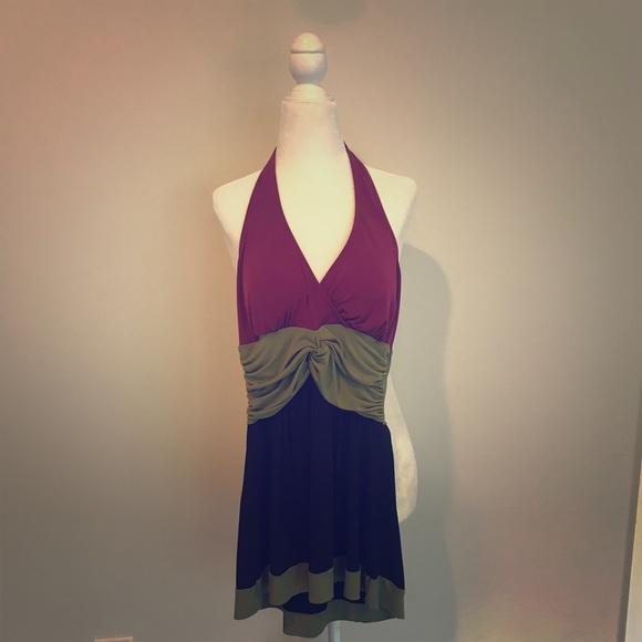 Sexy color block halter top - Picture 4 of 4